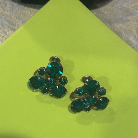 ALBERT WEISS GREEN Rhinestone Cluster EARRINGS - Picture 7 of 10